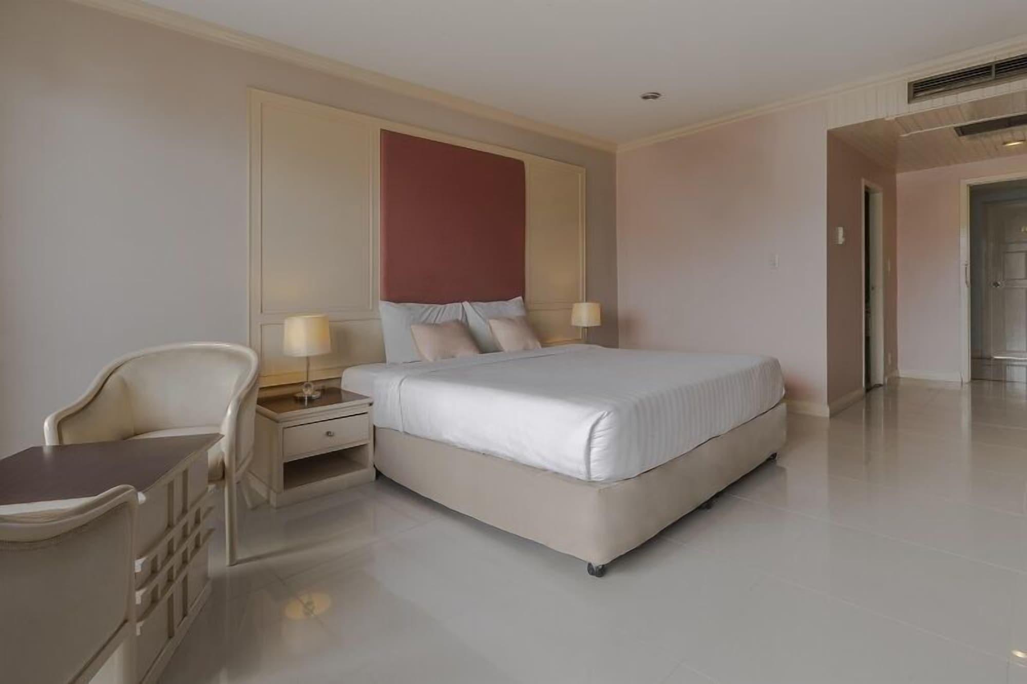 Mike Beach Resort Pattaya Εξωτερικό φωτογραφία