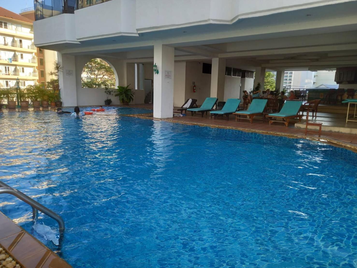 Mike Beach Resort Pattaya Εξωτερικό φωτογραφία