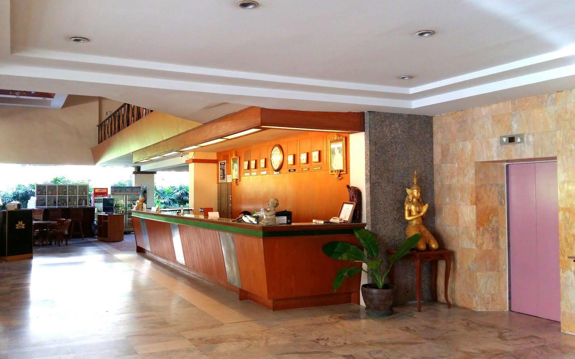 Mike Beach Resort Pattaya Εξωτερικό φωτογραφία